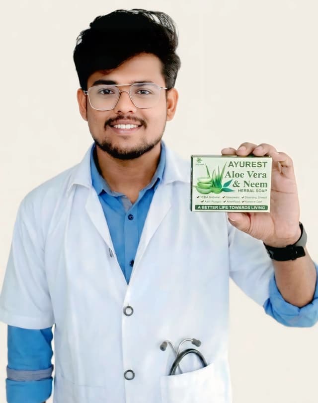 Dr. Shubham Ulhamale (BAMS -ayurvedic doctor)